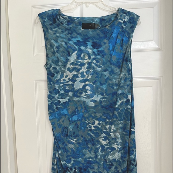 Guess dress - Picture 1 of 7